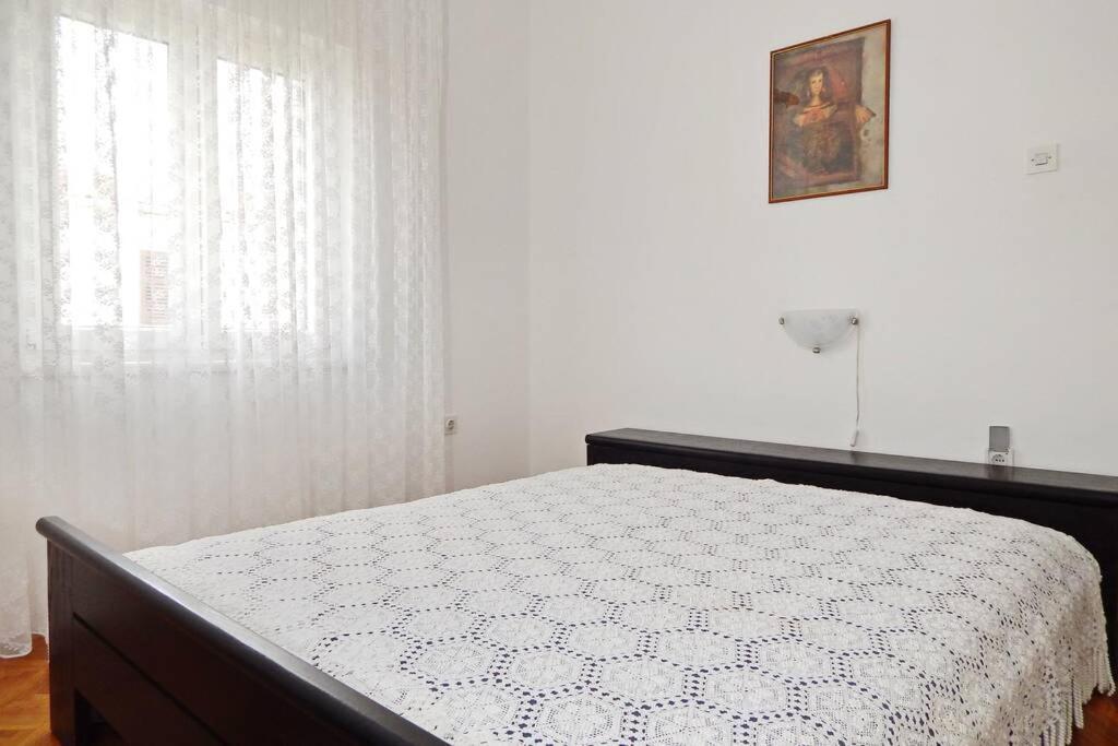 Apartment Eli Pag Town Exterior foto